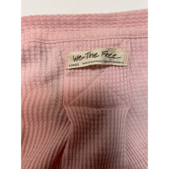 Free People - We The Free - North Shore Pink Thermal in size Extra Small. NWT - Picture 6 of 8